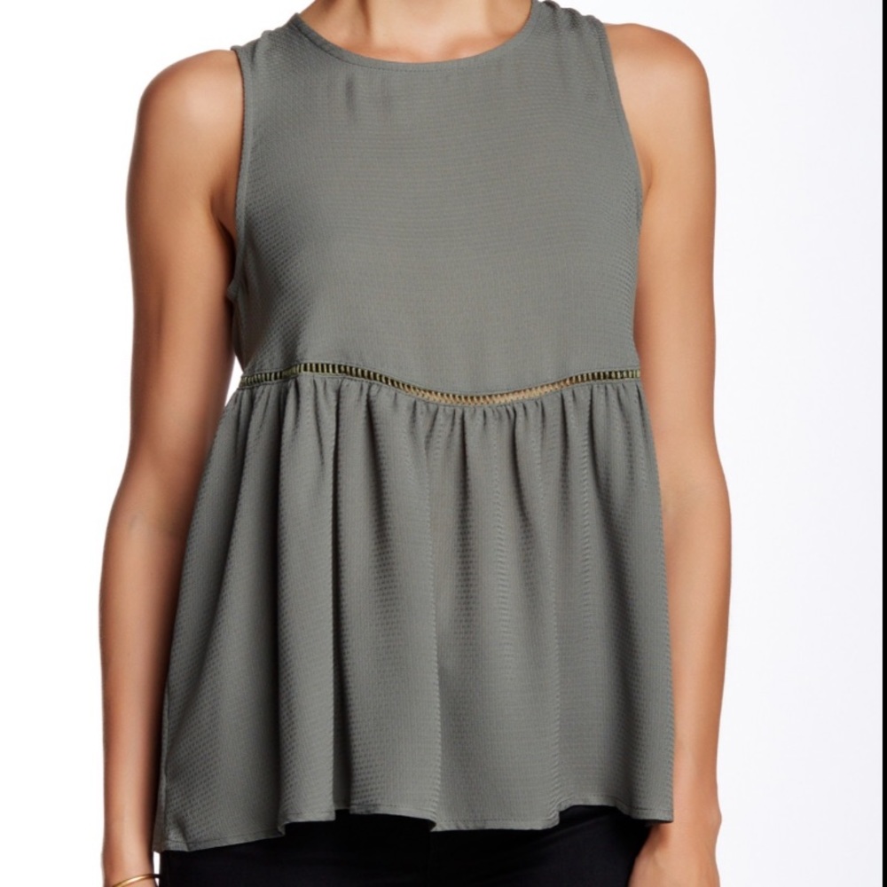 Harlowe & Graham Sleeveless Woven Blouse